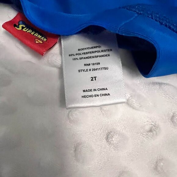 Superman Superhero Short-Sleeve Swim Top / Size: 2T - Picture 4 of 5